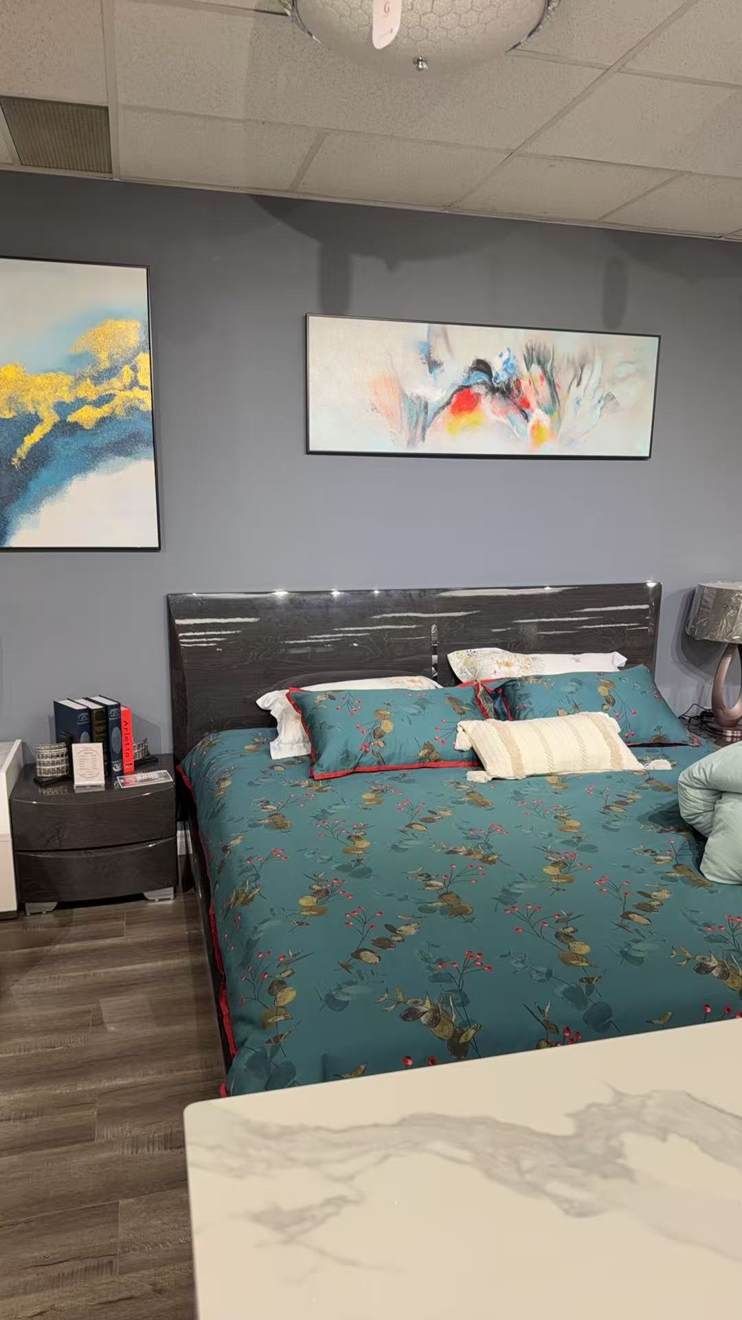 Vespera Piano Finish Bed – Grey