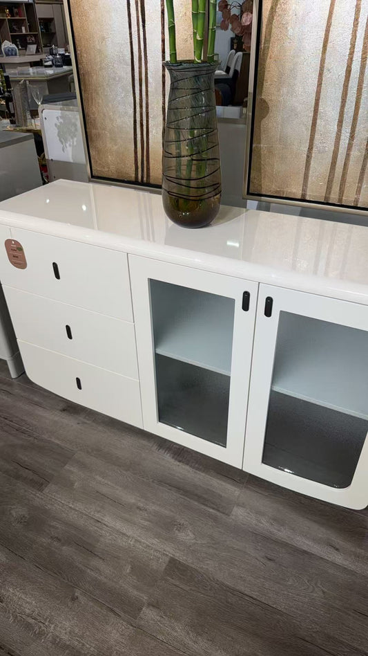 Clarette Lacquer Sideboard – White