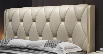 Italian-Style Luxurious Leather Bedroom Set